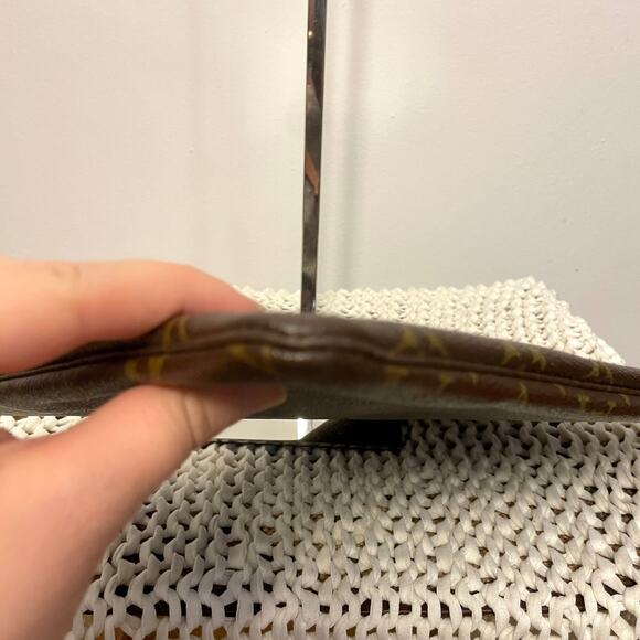 Louis Vuitton Priant Monogram LV Clutch Foldover Oversized Business Pochette - Picture 7 of 16